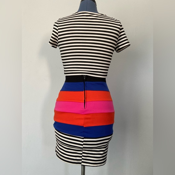 Two Piece Set - Picture 4 of 4